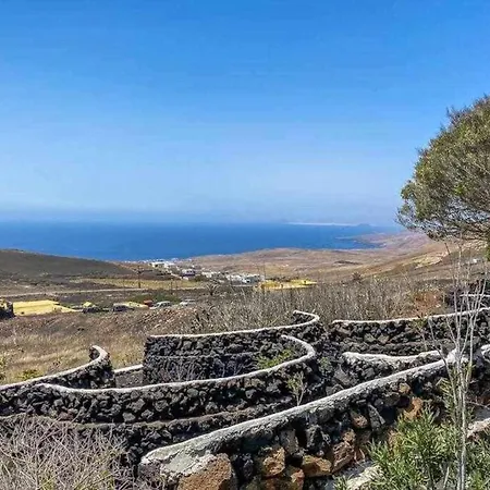 Bungalow With Spectacular Views Of The Island And Of The Atlantic Ocean *